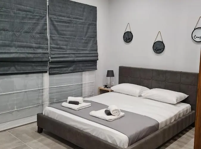 Central Square Apartment 2