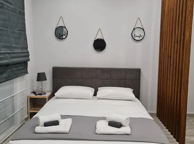 Central Square Apartment 2